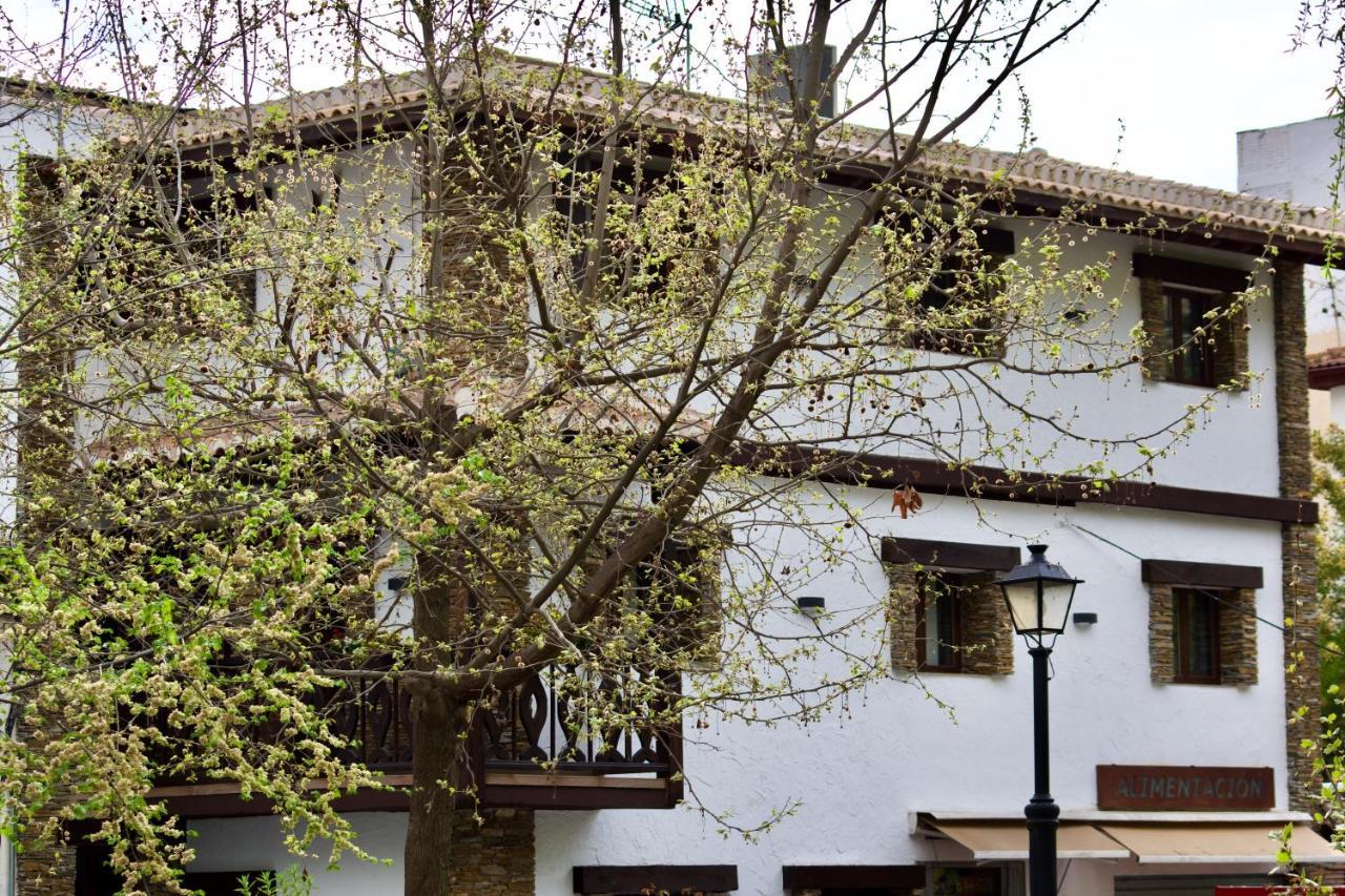El Refugio Otel Pinos Genil Dış mekan fotoğraf